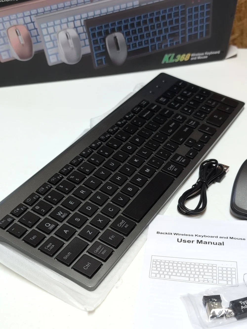 Wireless Keyboard and Mouse Combo - Gray. (95)
